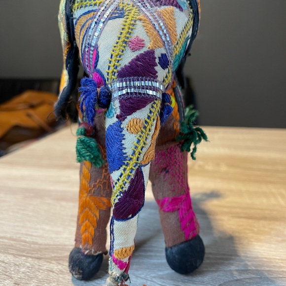 Hand stitched Hand sown Made In India Elephant - Picture 5 of 11
